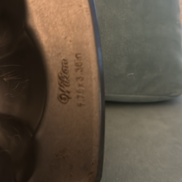 Wilton Bundt Pan - Picture 3 of 4